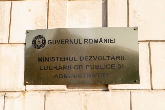 Ministrul dezvoltării: mai puține posturi dar mai mulți tineri în minister Ministrul dezvoltării: mai puține posturi dar mai mulți tineri în minister